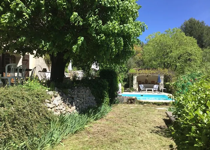 Mas De Fontclovisse