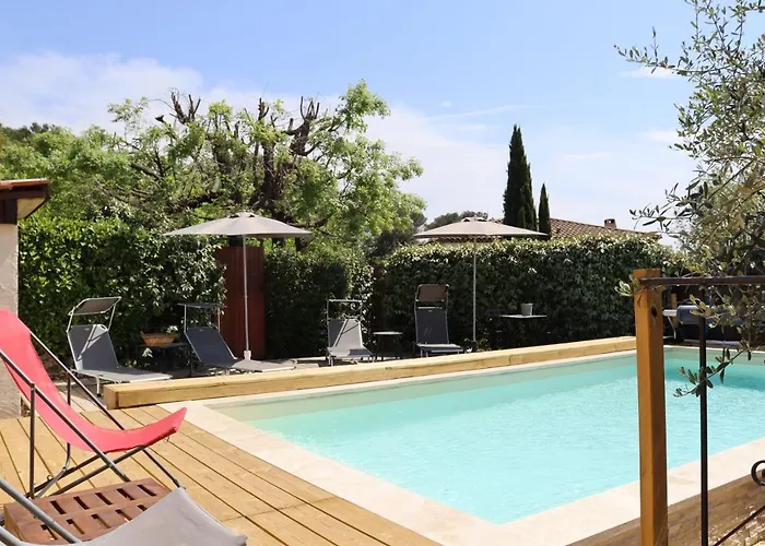 Gite Lapaz/Jacuzzi Prive/Piscine